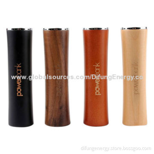 2,600mAh Real Capacity Mobile Charger with Wooden Design